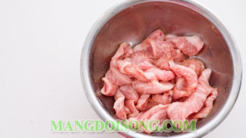 Cách kho thịt heo ngon đơn giản ấm nồng ngày đông theo khẩu vị người hàn 1