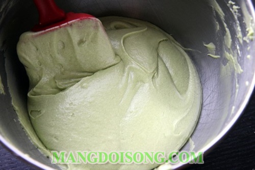 Cách làm bánh cupcake trà xanh bằng lò vi sóng dùng làm quà tặng handmade 8/3 ý nghĩa 7