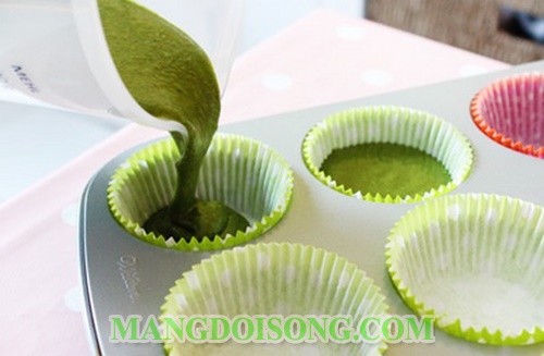 Cách làm bánh cupcake trà xanh bằng lò vi sóng dùng làm quà tặng handmade 8/3 ý nghĩa 8