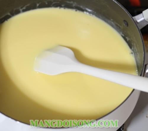Cách làm bánh flan rau câu sữa hoa anh đào ngon đẹp mắt như nhà hàng 8