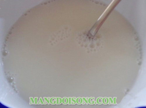 Cách làm bánh lọt nước cốt dừa hương lá dứa thơm ngon tươi mát cho ngày hè 4