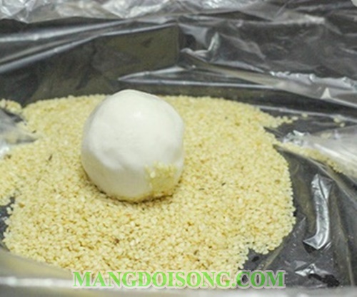 Cách làm bánh rán ngọt Hà Nội đơn giản nhất với nhân đậu xanh lúc lắc vỏ bao vừng 12