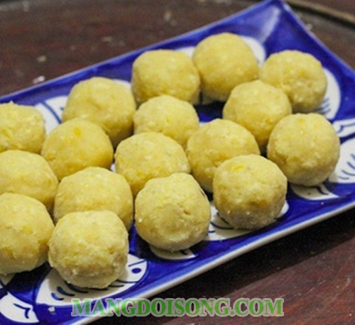 Cách làm bánh rán ngọt Hà Nội đơn giản nhất với nhân đậu xanh lúc lắc vỏ bao vừng 6
