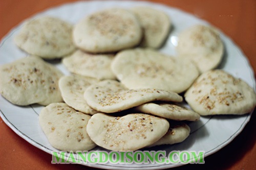Cách làm bánh tiêu sữa ngon đơn giản tại nhà 8