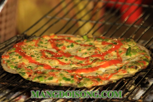 Cách làm bánh tráng nướng trứng cút mắm ruốc mỡ hành phô mai ngon thơm lừng đơn giản tại nhà 8
