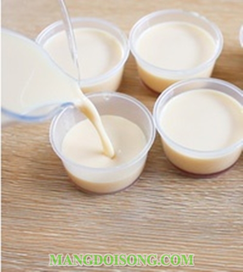 Cách làm bánh trung thu rau câu nhân bánh flan thơm ngon kiểu mới vô cùng hấp dẫn 8