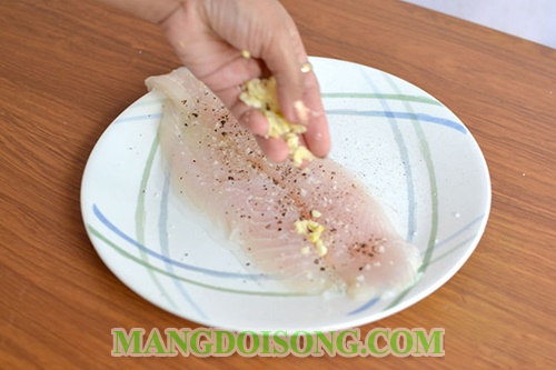 Cách làm cá hấp bia bằng nồi cơm điện ngon thơm lừng dùng làm món ăn cơm hay nhậu đều tuyệt 3