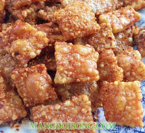 Cách làm da heo chiên giòn tẩm muối ớt không cần phơi nắng 8