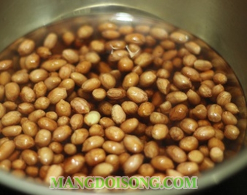 Cách làm đậu phộng rang muối đường ngon như ăn ngoài quán nhậu 2