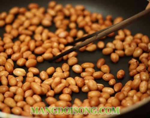Cách làm đậu phộng rang muối đường ngon như ăn ngoài quán nhậu 7