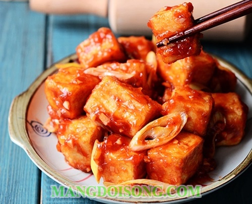 Cách làm đậu phụ sốt cà chua ngon đơn giản cho bữa cơm gia đình thêm ấm áp 7