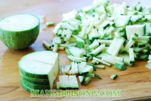 Cách làm há cảo chay ngon nhân bí ngòi cho ngày rằm tháng 7 thêm thanh tịnh 1