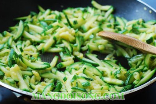 Cách làm há cảo chay ngon nhân bí ngòi cho ngày rằm tháng 7 thêm thanh tịnh 3