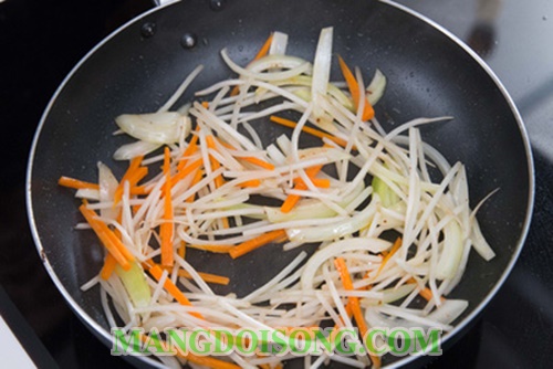 Cách làm mì xào bò ngon như nhà hàng đầy đủ chất dinh dưỡng cho bữa điểm tâm sáng 7