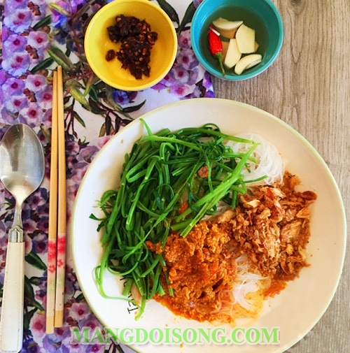 Cách làm miến trộn chay ngon đơn giản tại nhà cho ngày rằm thanh tịnh 9