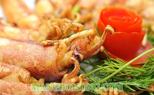 Cách làm mực chiên nước mắm ngon dùng để ăn cơm hay nhậu đều được 6