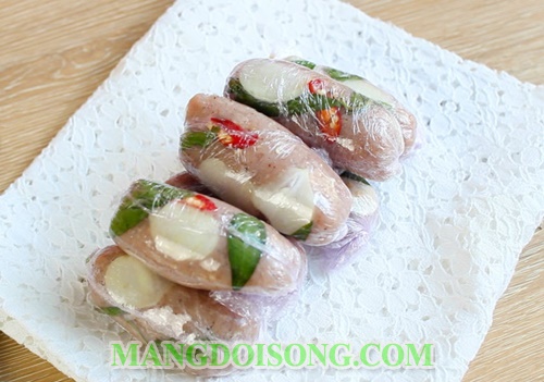 Cách làm nem chua tại nhà ngon để biếu tết hay làm món ngon ngày tết cho gia đình 11