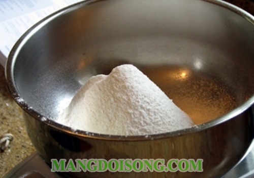 Cách làm ngô chiên giòn xù bằng bơ thơm ngon bắt mắt 3