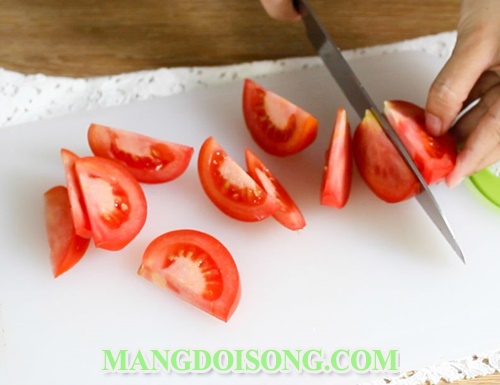 Cách làm phở xào bò ngon rau cải cà chua hấp dẫn ngày cuối tuần 2
