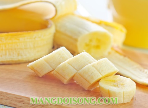 Cách làm sinh tố dâu tây ngon sữa chua hấp dẫn như nhà hàng 3