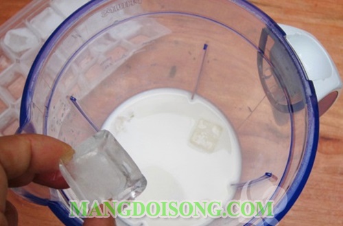 Cách làm sinh tố dừa sáp ngon béo ngậy giải nhiệt ngày hè 5