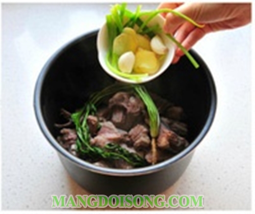 Cách làm sườn rán ngon đơn giản tại nhà ăn cơm hay nhậu đều rất phù hợp 6