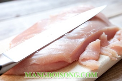 Cách làm thịt gà khô cay xé sợi thơm ngon hấp dẫn ngày đông 1