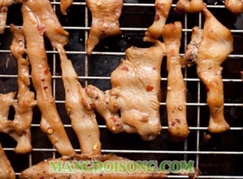 Cách làm thịt gà khô cay xé sợi thơm ngon hấp dẫn ngày đông 5