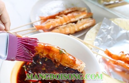 Cách làm tôm nướng muối ớt ngon thơm nồng kiểu thái đang gấy sốt thế giới ẩm thực 6
