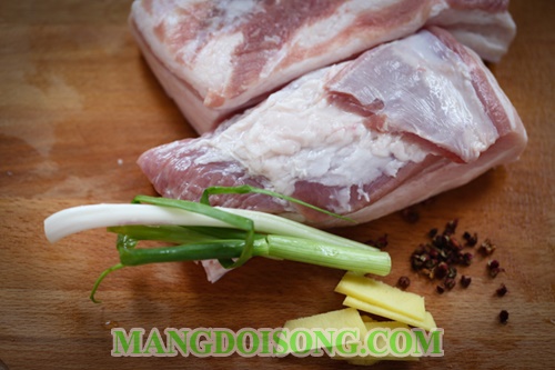 Cách luộc thịt ba chỉ ngon ăn hoài không chán của nhà hàng 1