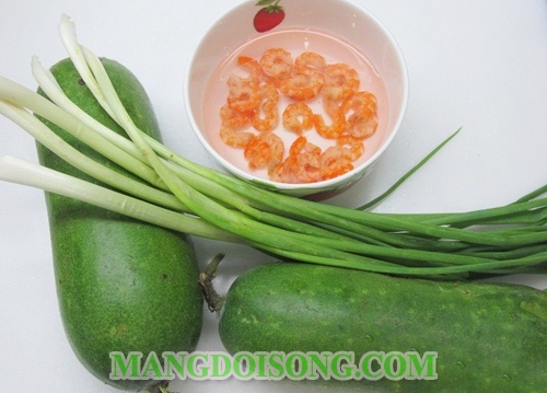 Cách nấu canh bí đao với tôm ngọt mát cho ngày hè nóng bức 1