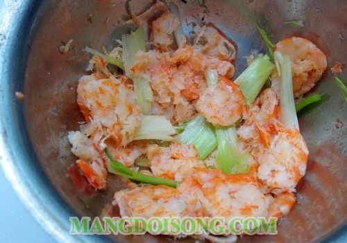 Cách nấu canh bí đao với tôm ngọt mát cho ngày hè nóng bức 2