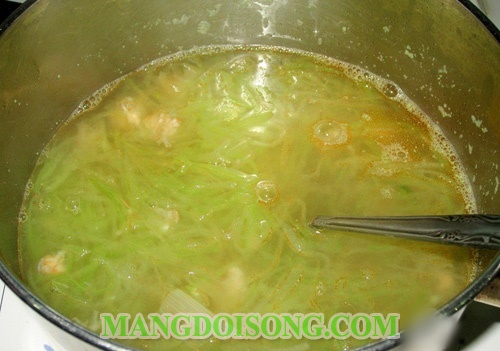 Cách nấu canh bí đao với tôm ngọt mát cho ngày hè nóng bức 4