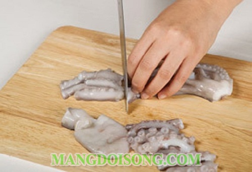 Cách nấu canh kim chi hàn quốc hải sản đậu phụ thơm ngon bắt mắt ăn hoài không ngán 2
