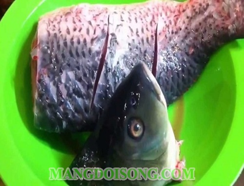 Cách nấu cháo cá chép cho bà bầu cho bé ăn dặm ngon mát không bị tanh 2