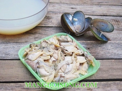 Cách nấu cháo trai ngon bổ dưỡng dùng làm món điểm tâm sáng 7
