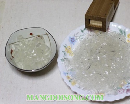 Cách nấu chè hạt sen rong biển ngon tốt cho da đẹp cho dáng làm món ngon hấp dẫn trong tháng 7 11