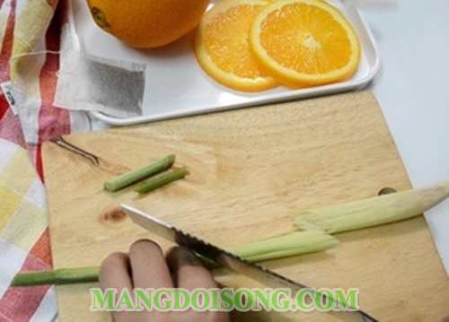 Cách pha trà đào ngâm tươi ngon mát lạnh cho ngày thu thêm hấp dẫn 1