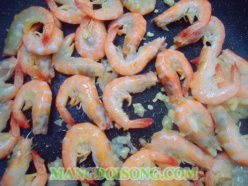 Cách rang tôm ngon nhất vị mặn ngọt đậm đà đưa cơm 6