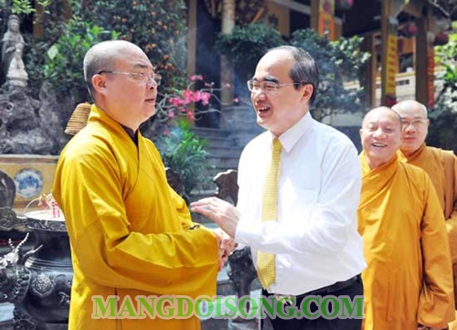 Lễ phật đản 2016 ngày mấy - Phật lịch 2560 chùa hoằng pháp 4