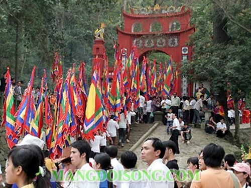 Giỗ tổ Hùng Vương lễ hội Đền Hùng có ý nghĩa gì những điều cần biết khi đi lễ hội 3