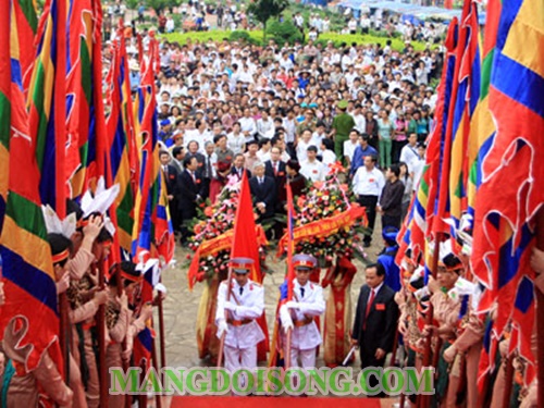 Giỗ tổ Hùng Vương lễ hội Đền Hùng có ý nghĩa gì những điều cần biết khi đi lễ hội 4