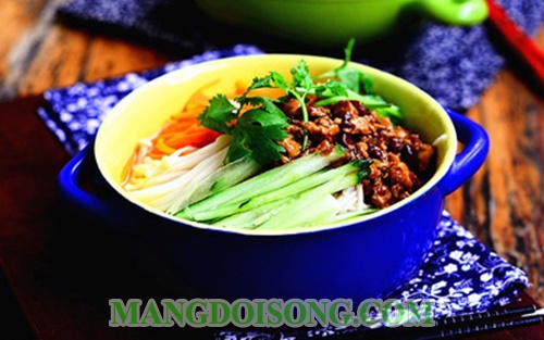 Món ngon từ thịt lơn xay trộn mì hấp dẫn cho bữa điểm tâm cuối tuần 6