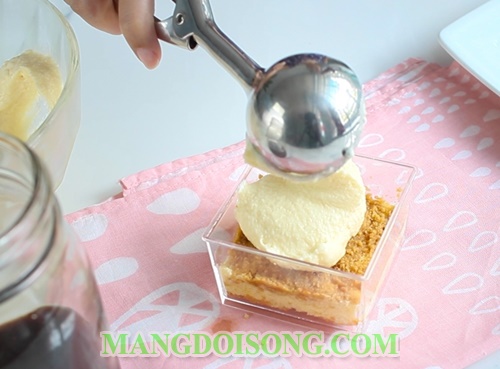 Cách làm bánh tiramisu socola không cần lò nướng tại nhà tặng người yêu ngày valentine 5