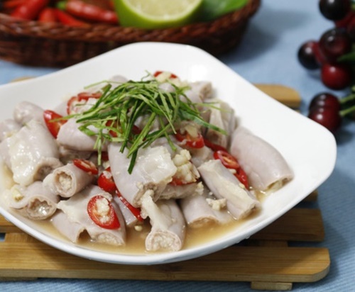 Cách làm lòng non trộn mắm chua chua ngọt ngọt không thể chối từ 5