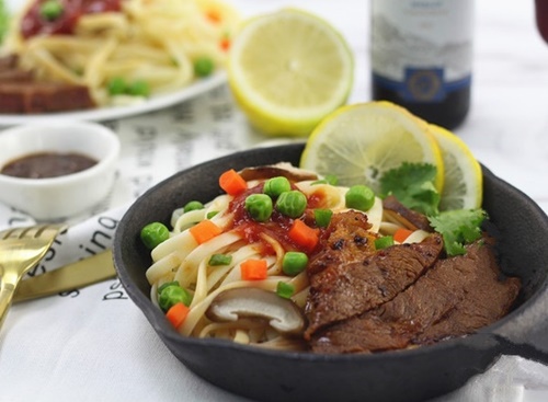 Cách làm mì bò bít tết 5