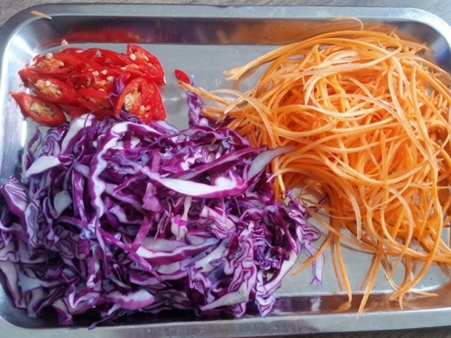 Cách làm salad bắp cải thịt gà bổ sung vào thực đơn ăn kiêng hàng ngày 2