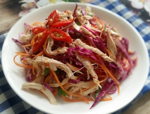 Cách làm salad bắp cải thịt gà bổ sung vào thực đơn ăn kiêng hàng ngày 4