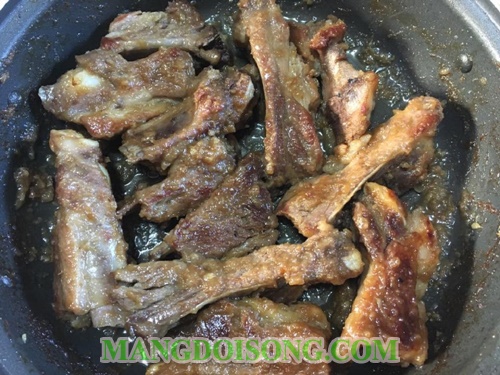 Cách làm sườn xào chua ngọt ngon nhất trang trí bằng cà chua bắt mắt như nhà hàng nhật 8