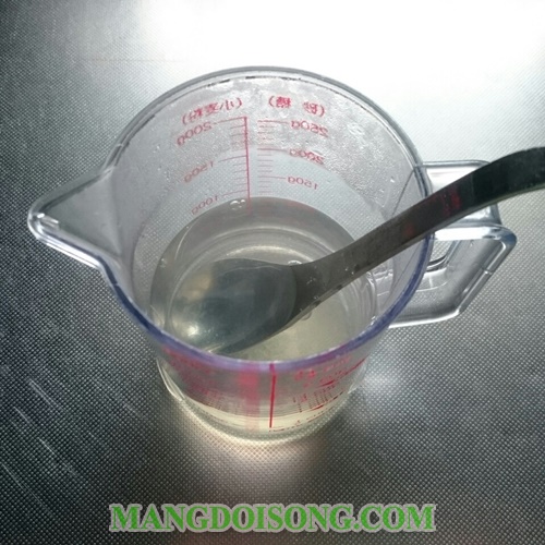 Cách làm thạch dâu tây ngon mát đẹp mắt như mua ngoài hàng 2